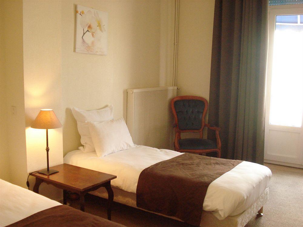 Cerise Royan - Le Grand Hotel De La Plage Экстерьер фото