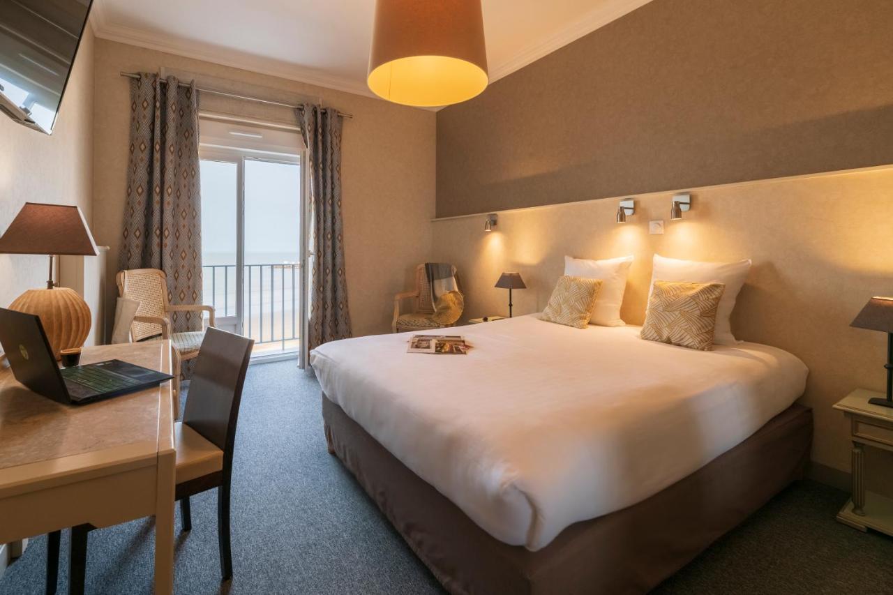 Cerise Royan - Le Grand Hotel De La Plage Экстерьер фото