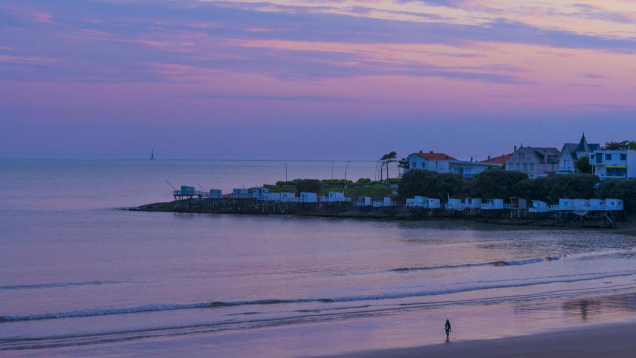 Cerise Royan - Le Grand Hotel De La Plage Экстерьер фото