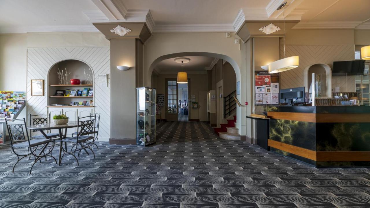 Cerise Royan - Le Grand Hotel De La Plage Экстерьер фото