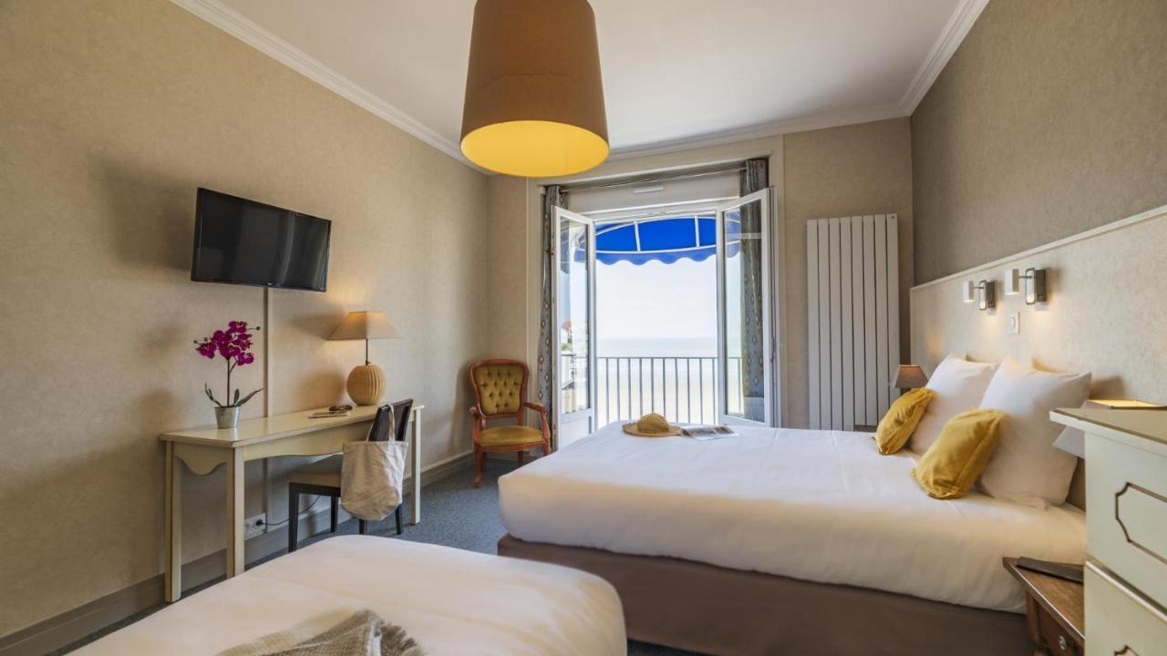 Cerise Royan - Le Grand Hotel De La Plage Экстерьер фото