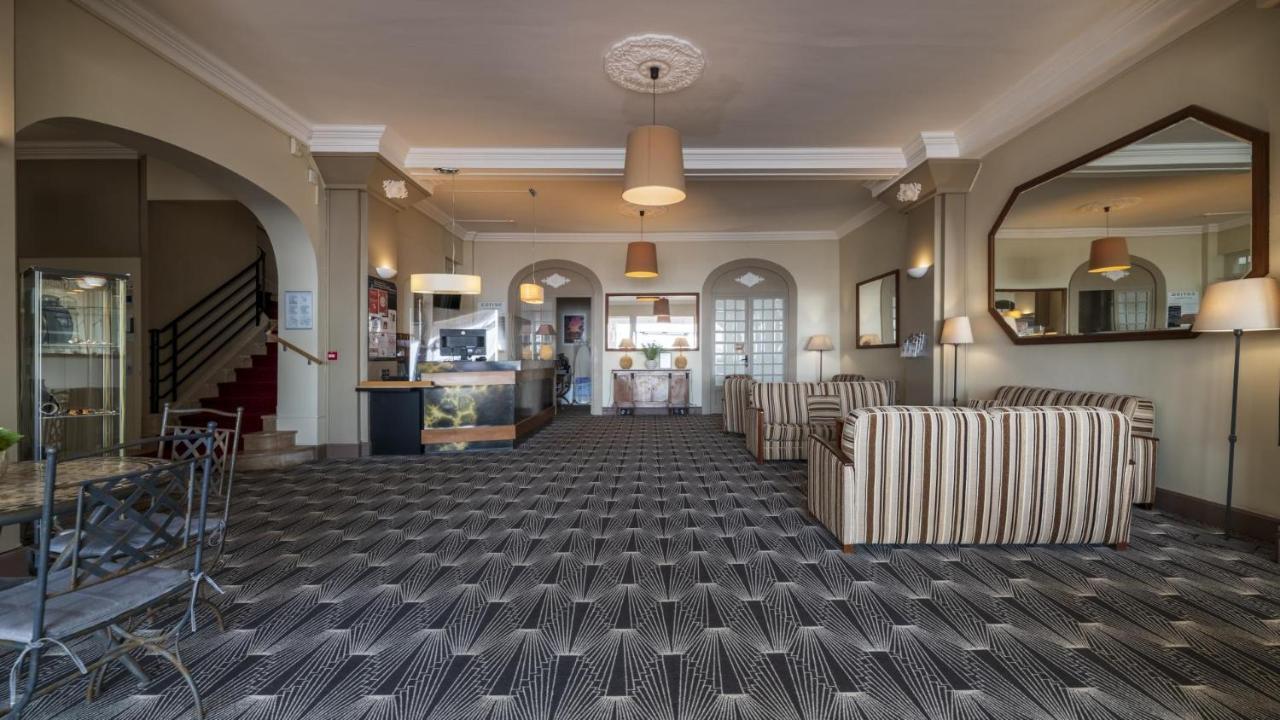 Cerise Royan - Le Grand Hotel De La Plage Экстерьер фото