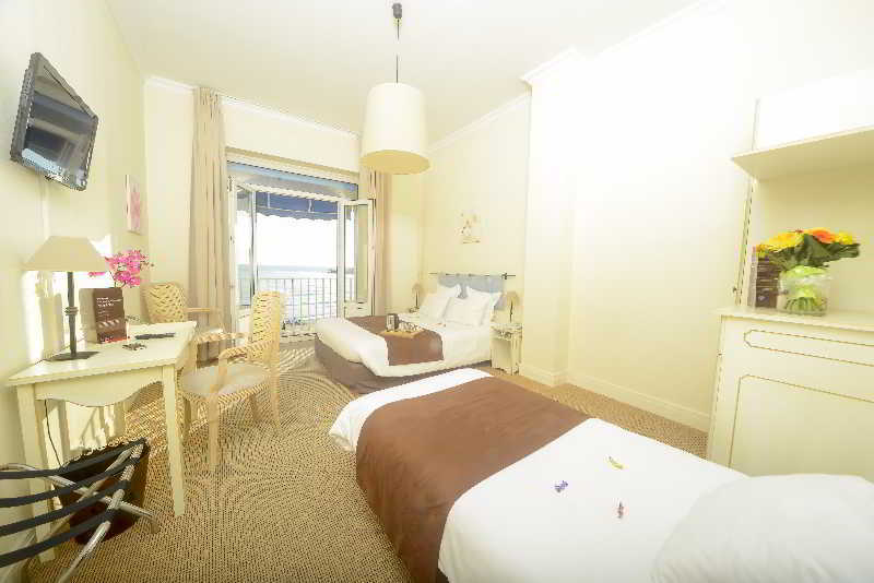 Cerise Royan - Le Grand Hotel De La Plage Экстерьер фото